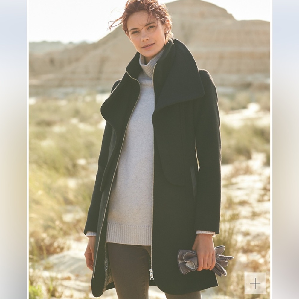 Soia & Kyo Flavia Collared Wool Coat in Black Size Medium